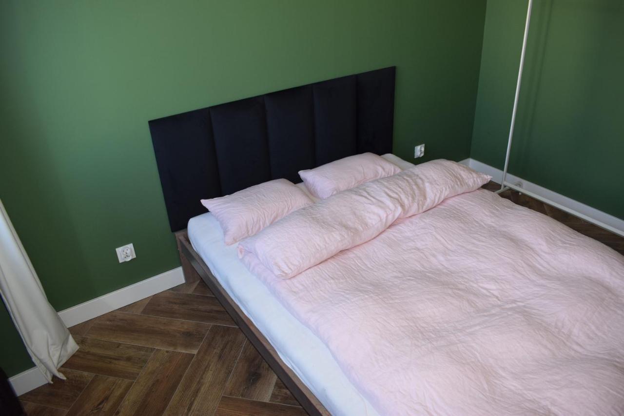 Apartament 3 Pokoje Balkon 50m2 Wyposazone Parking *