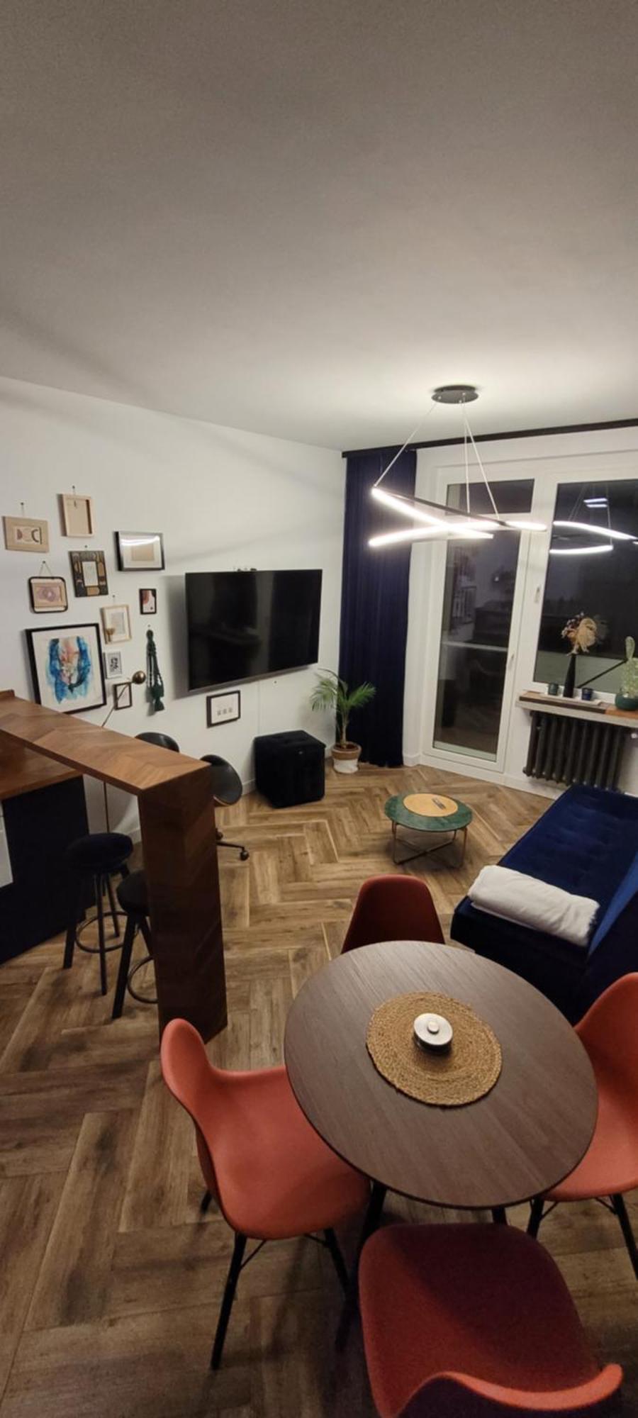 Apartament 3 Pokoje Balkon 50m2 Wyposazone Parking *